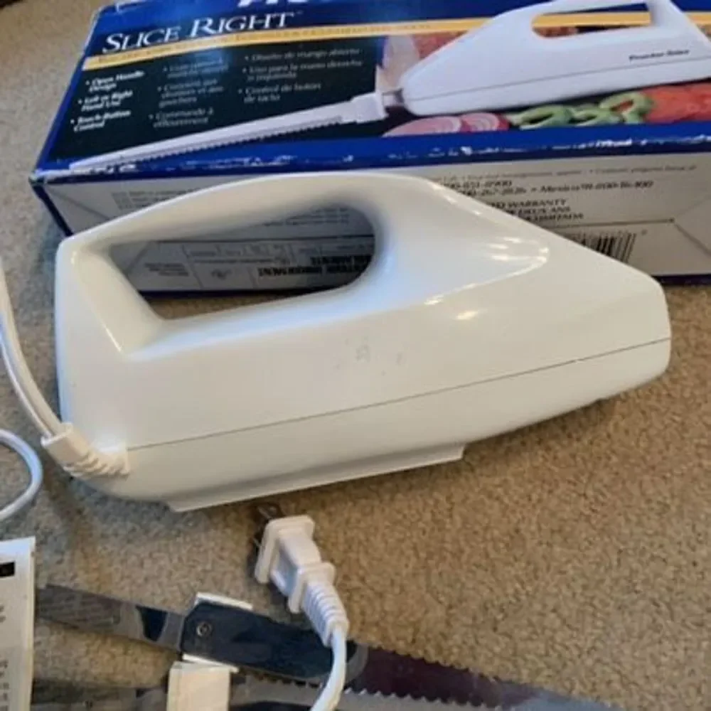 Proctor Silex Slice Right 74300 Electric Knife**WORKS**